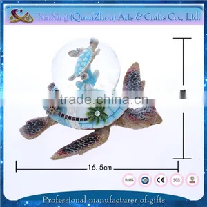 Hot Selling New Style Souvenir Resin Promotion Gift Water Globe thumbnail-3