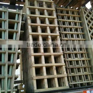 Wood Trellis thumbnail-1
