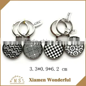 New Arrival Round Shape OEM Glass Keychain for Wholesale thumbnail-1