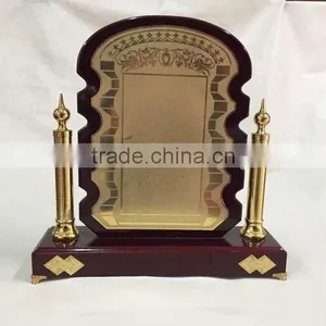 Hot Sale United Arab Emirates National Celebrative GOLDEN Wooden Shields thumbnail-3
