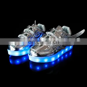 Wholesale Hot Sell Mirror-PU Leather Led Light up Kids Wings Shoes Children Led Shoes Sneakers With USB Rechargeable thumbnail-4