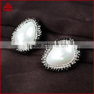 Egg Shape White Shell Pearl Bead Jewelry Findings With White Zircon thumbnail-4