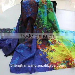 Fashionable 100% Wool Scarf thumbnail-2