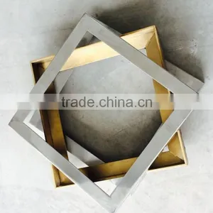 Professional Stainless Steel Mirror Frame Handmade Manufacturer thumbnail-1