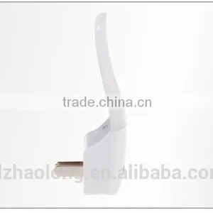 Beauty Finger LED Night Light With Photo Sensor thumbnail-3