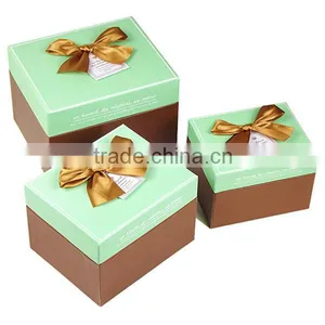 Fresh Green Color Gift Box thumbnail-1