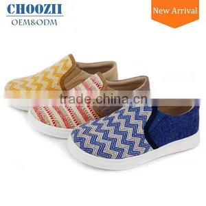 Choozii Normal Classic Pattern Slip-on Children Wholesale Canvas Shoes thumbnail-1
