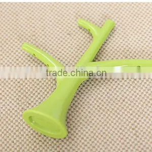 Wholesale Lovely Small Birds Plastic Fruit Fork With ABS Material Manafacturer Zhejiang thumbnail-4