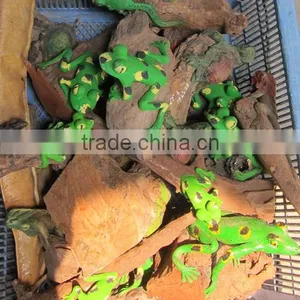 Sawdust Animal Figurine thumbnail-2