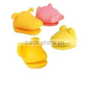 Funny Animal Heat-resistant Silicone Oven Mitt Baking Glove thumbnail-3