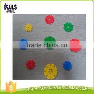 Safety Standard Colorful Plastic Snow Flakes Building Blocks Toy for Kid thumbnail-2