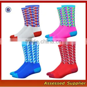 FXS158 Cheap Wholesale Custom Sports Cycling Socks Running Socks thumbnail-1