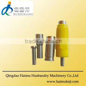 360 Degree Cone Valve Chicken Poultry Automatic Drinker thumbnail-1