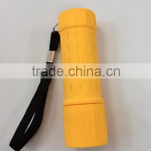 9 LED Plastic Flashlight thumbnail-1