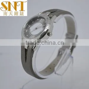 2016 Latest Selling Vogue Watch Champagne Leather Strap Ladies Watches Quartz Fashion thumbnail-2