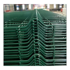 High Quality 3d Curved Fence Panels Green Powder Coated 3D Peach Shaped Post Home Usage Metal Wire Mesh Fence thumbnail-4