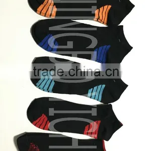 Black Men Socks With Multicolor Decoration thumbnail-1