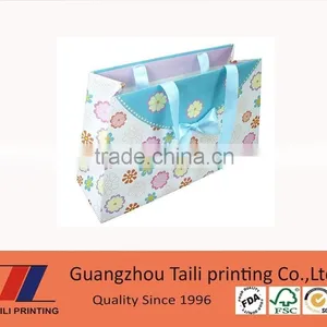 Premium Glossy White Shopping Paper Bag Wholesale thumbnail-3