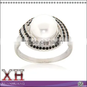 Fashionable Sterling Silver White and Black Spinel Freshwater Pearl Ring thumbnail-1