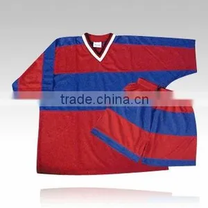 COMFORTABLE SOCCER UNIFORM thumbnail-1