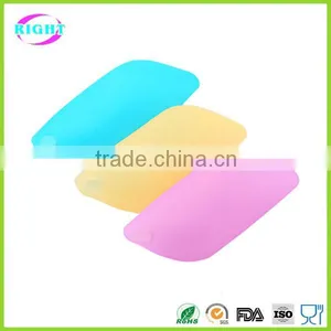Silicone Toothbrush Head Cover thumbnail-2