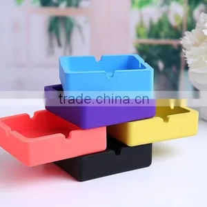Eco-friendly Round and Square Silicone Ashtray thumbnail-1