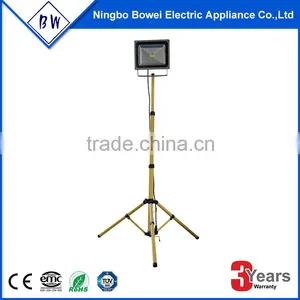 Factory Direct Offer One Lamp 50w LED Floodlight With Tripod thumbnail-1