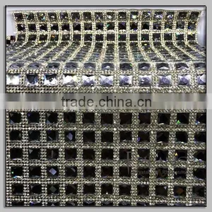 Wholesale 24*40 Hotfix Crystal Rhinestone Triming Roll for Dresses thumbnail-5