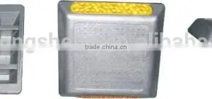 Traffic Safety Aluminum Delineate Road Stud thumbnail-1