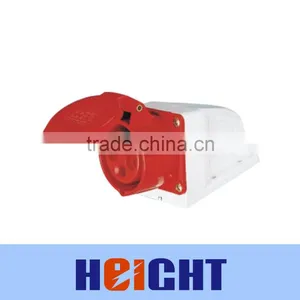 High Reliablity Waterproof IP44 Industrial Plug and Socket 3P+E thumbnail-1