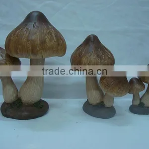 Newest Garden Resin Mushroom Statues Garden Ornaments thumbnail-1