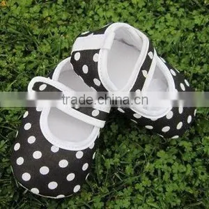Hot Selling Withe Polka Dots Baby Shoes/fashion Baby Shoes thumbnail-1