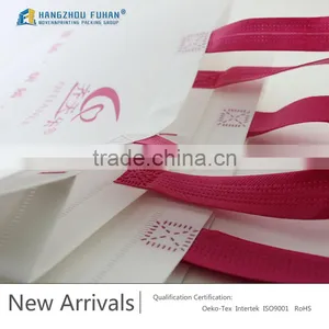Custom Foldable White Shopping Bag thumbnail-5