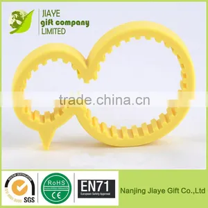 Cute Little Duck Silicone Wine Bottle Opener thumbnail-1
