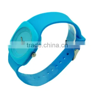 Top Selling Silicone Ultrathin Watch Cheapest Promotion Plastic Watch thumbnail-5