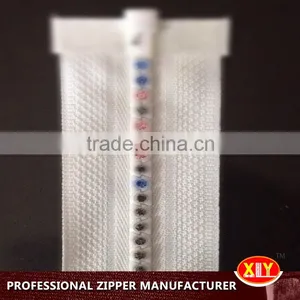 Shenzhen Xly Key Lock Slider Polyester Tape Diamond Zipper , Clothing Zipper thumbnail-3