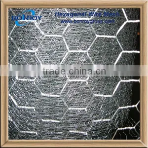 Factory Direct Sale Galvanized Hexagonal Weaving Wire Netting thumbnail-1
