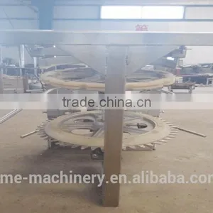 Professional Poultry Slaughterhouse Equipment Poultry Head Automatic Cutting Machine Abattoir Mahcine of Poultry Slaughterhouse thumbnail-6