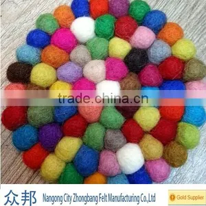 Customized Colored 100% New Zealand Wool Felt Balls Rug/felt Ball Carpet thumbnail-5