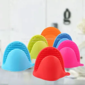 1 x Silicone Heat Resistant Oven Pot Baking Glove Mitt Tool Holder Kitchen Tool thumbnail-1
