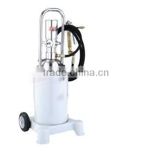 13KG Air Operated Grease Pump With Wheel Mounted R 50:1 thumbnail-1