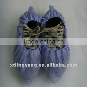 CPE Coated PP Purple Shoe Covers thumbnail-1