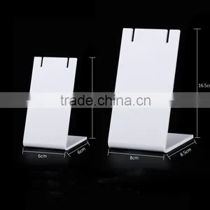 High Quality Customized Color Acrylic Nackring Jewelry Display Rack Stand thumbnail-3