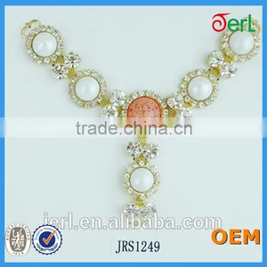 2016 Unique Design Rhinestone Woman Shoe Accessories thumbnail-5