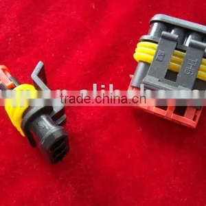 Plactic Electrical Socket Connector thumbnail-1