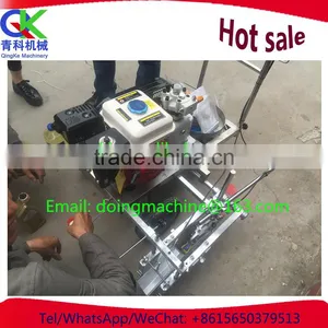 QK Machinery Supply 5cm Width Plastic Runway Marking Machine thumbnail-2