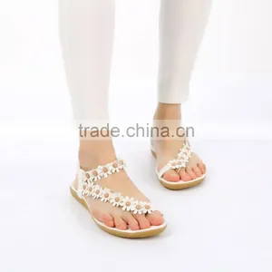 2016 Summer Sandals Fashion Girls Flat Sandals Women Bohemia Floral Beach Sandals Slippers Flip Flops Sweet Style Flower thumbnail-1
