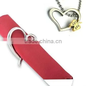 Heart Shape Napkin Cloth Clip thumbnail-1