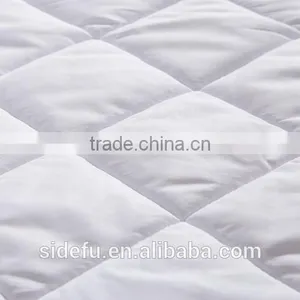 Top Selling White Color Breathable Hypoallergenic High Quality Quilted Mattress Protector thumbnail-4