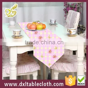 2015 Beautiful Pink Pvc Table Runner for Wedding Decoration thumbnail-1